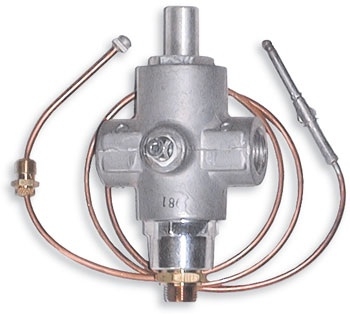 Automatic gas shut off valve with thermocouple